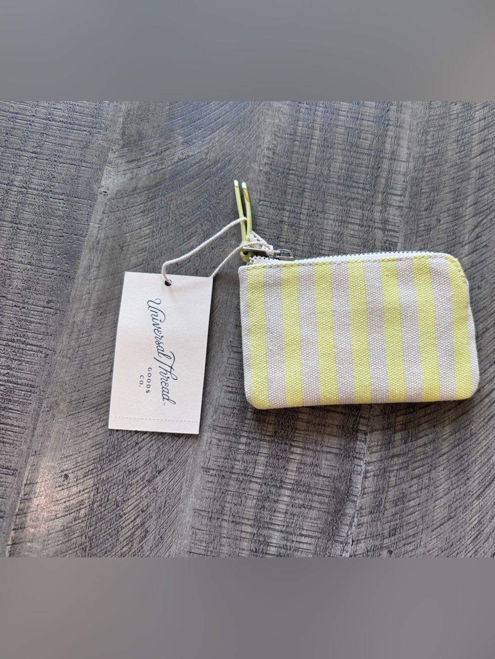 Universal Thread wallet